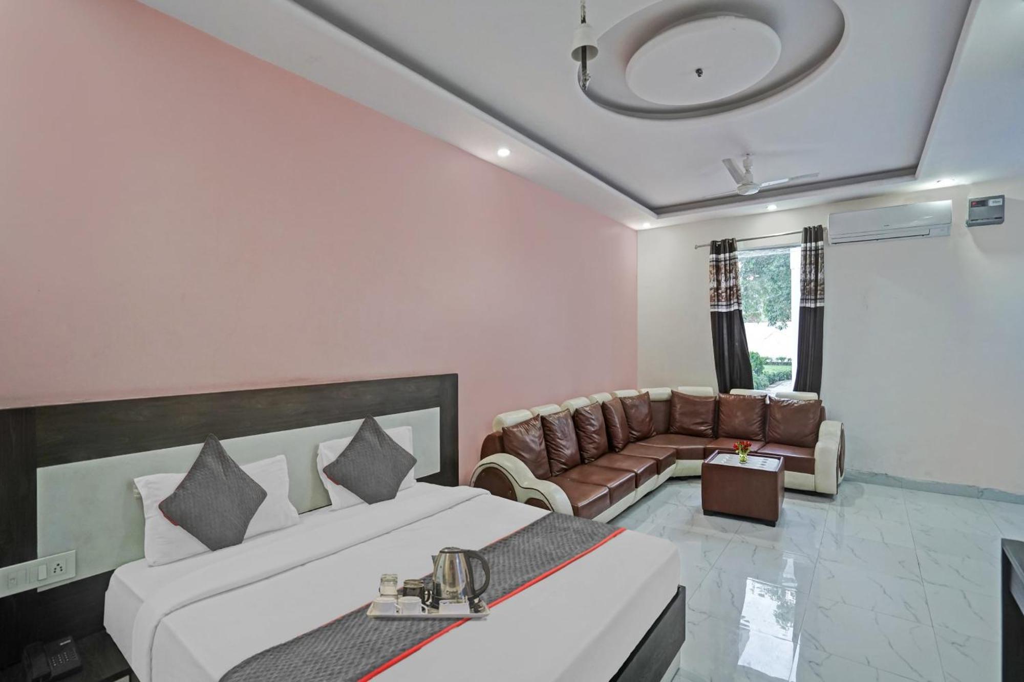 Collection O Rajvanshi Paradise Gurgaon Luaran gambar