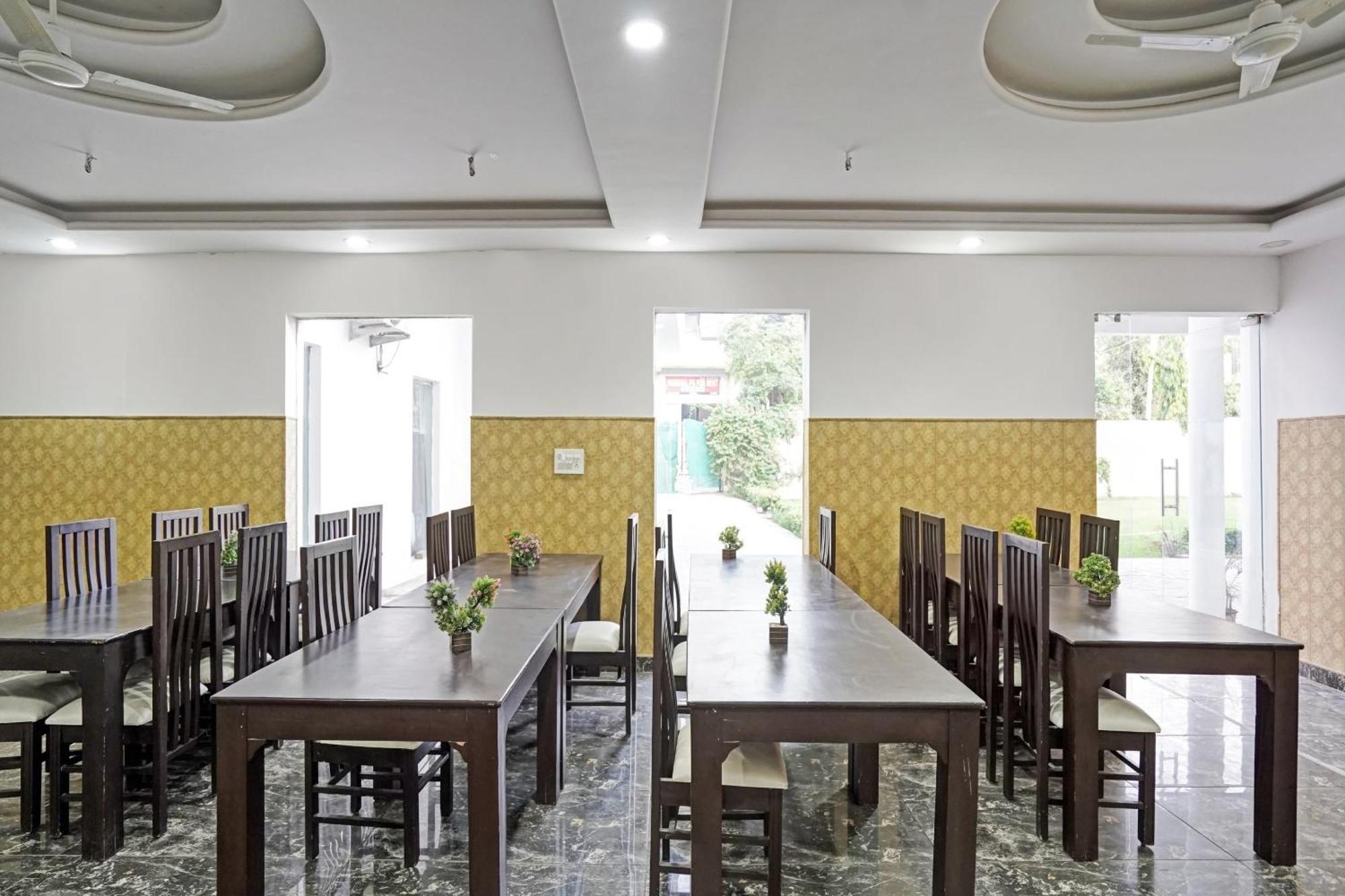 Collection O Rajvanshi Paradise Gurgaon Luaran gambar