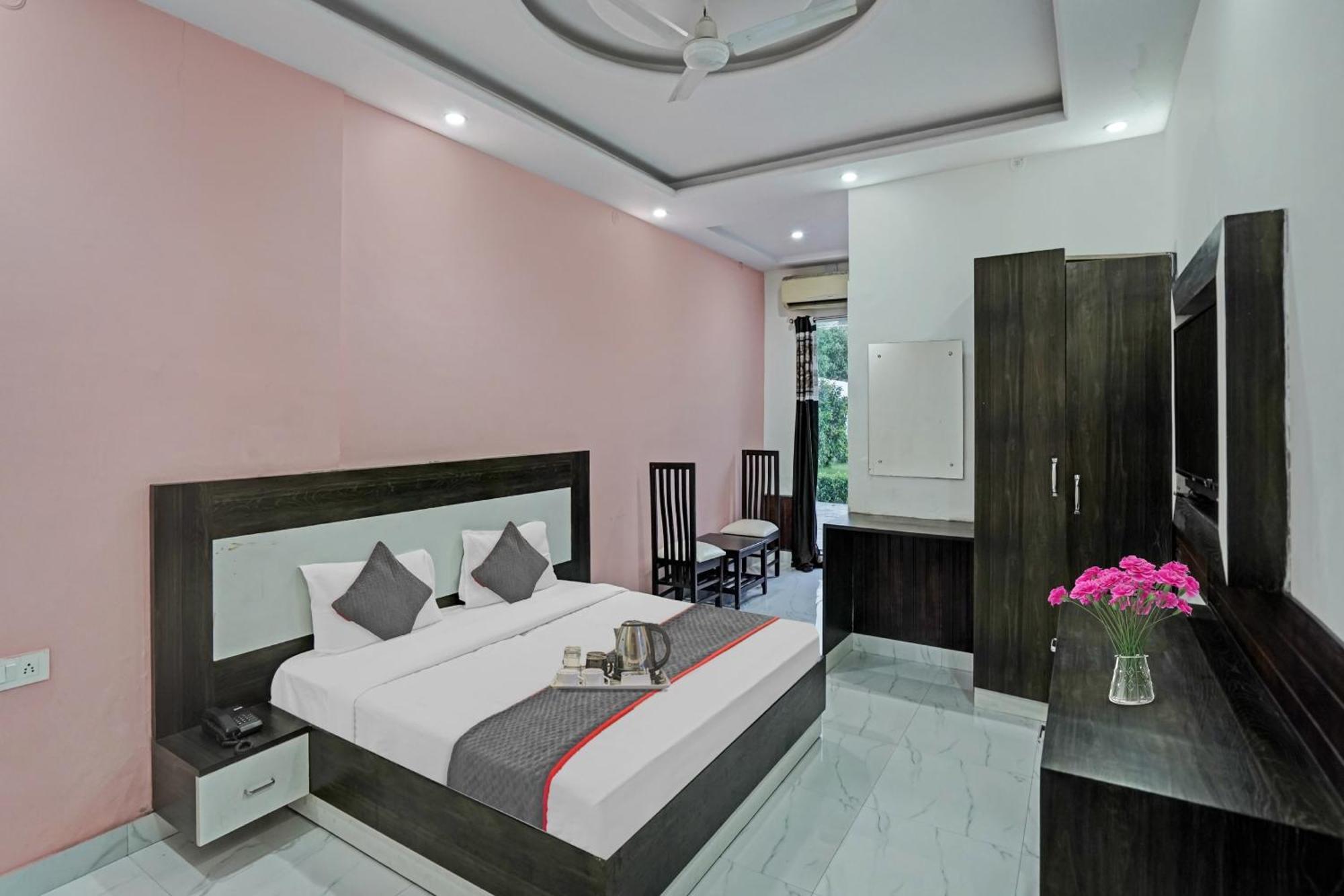 Collection O Rajvanshi Paradise Gurgaon Luaran gambar