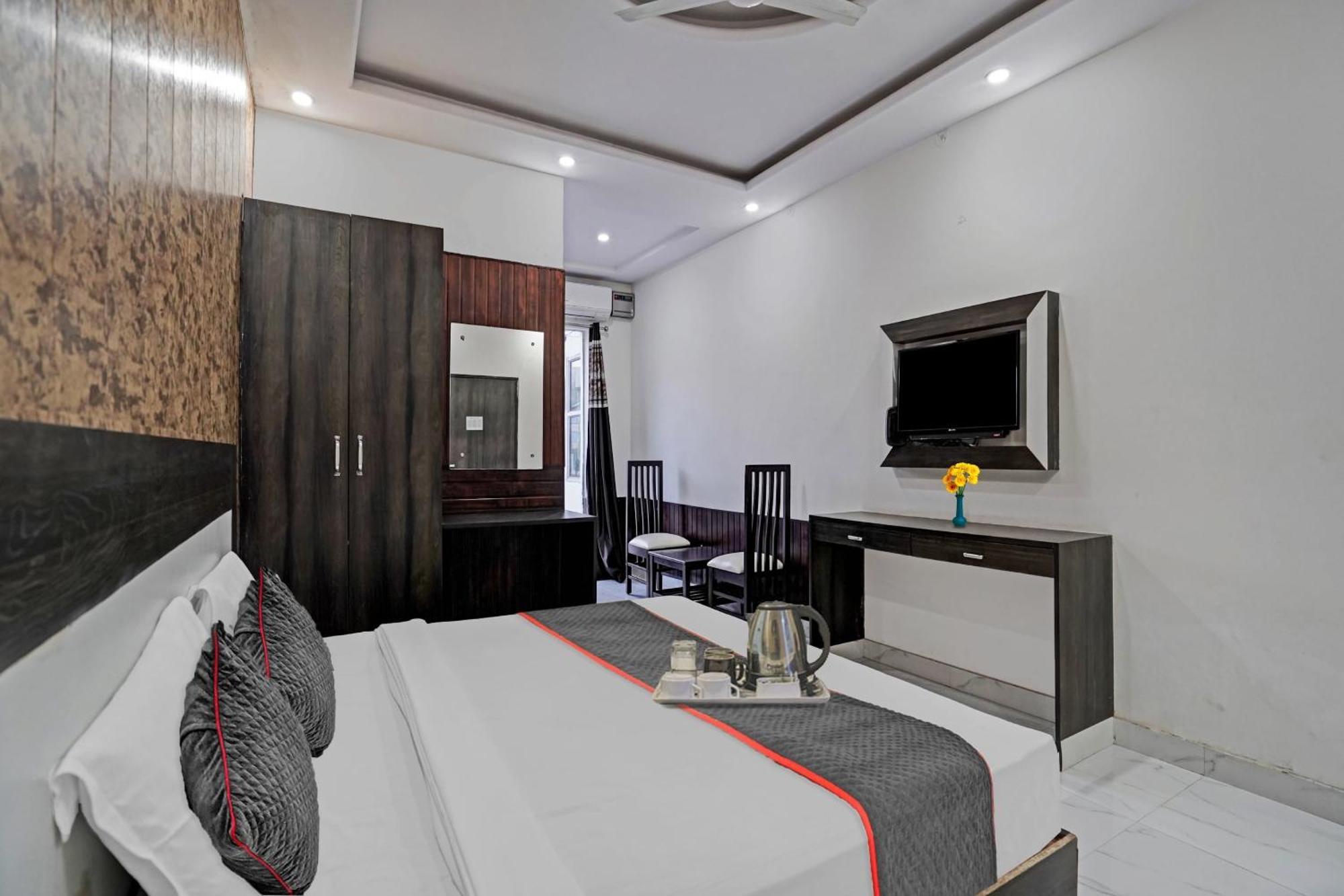 Collection O Rajvanshi Paradise Gurgaon Luaran gambar